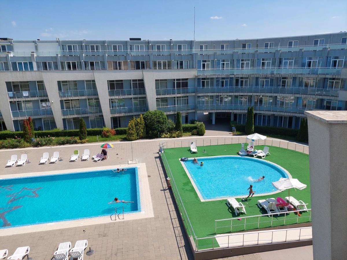 Gradina Sunny Deluxe Apartment Sozopol Exterior photo