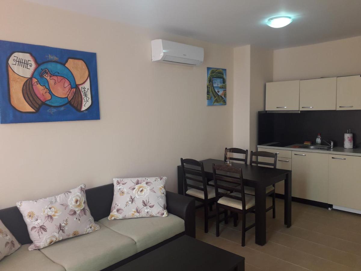 Gradina Sunny Deluxe Apartment Sozopol Exterior photo
